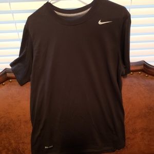 Short sleeve nike shirt